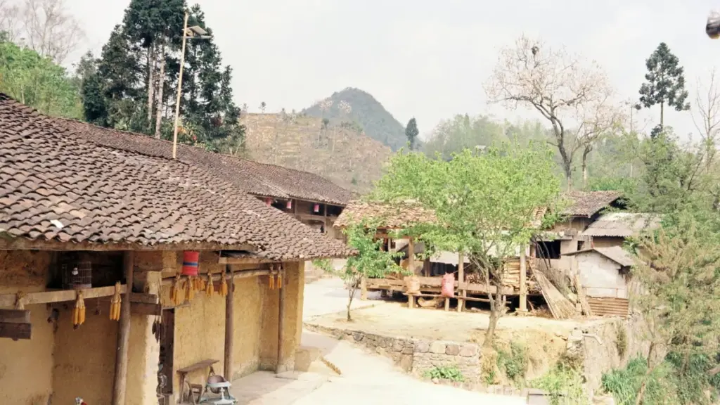 ជំហ៊ាន عمليសម្រាប់អ្នកផ្សព្វផ្សាយក្នុងកម្ពុជា: រក និងសហការ​ជាមួយ Reddit creators នៅ Cyprus ដើម្បីបង្ហាញ និងលក់ product lines ជាមួយ top creators។