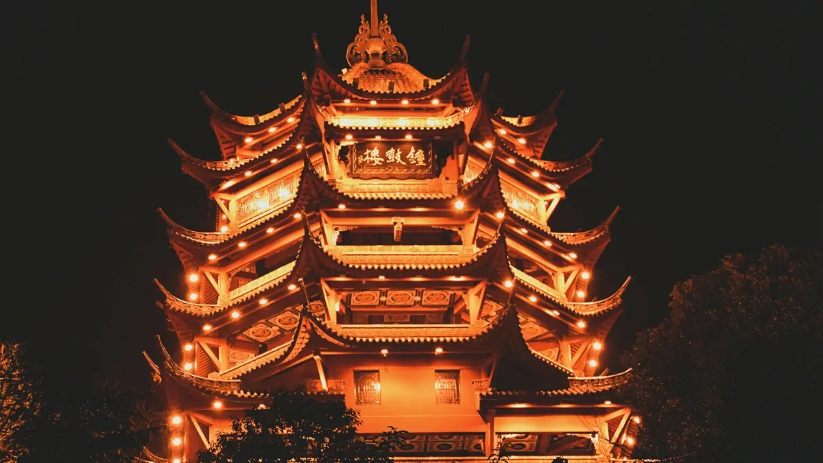 អ្នក\u200bបង្កើត\u200bទំនិញ៖ របៀប\u200bទាក់ទង\u200bហាងសម្ផស្ស\u200bម៉ារ៉ុក\u200bលើ Josh