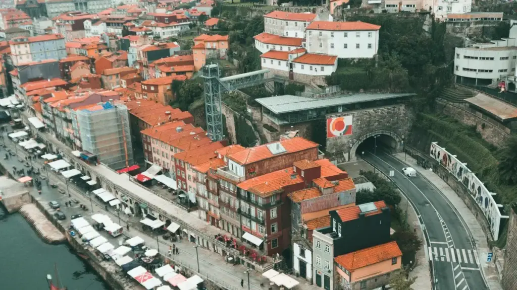 ការណែនាំជាជំហ៊ានសម្រាប់អ្នកពាណិជ្ជកម្មនៅកម្ពុជា រកឱកាសចែករំលែកជាមួយ Snapchat creators ក្នុងស្វីសសម្រាប់យុទ្ធនាការ unboxing វីរុស — tácticas, លក្ខខណ្ឌ, និងឧបករណ៍ដែលអនុវត្តបាន។