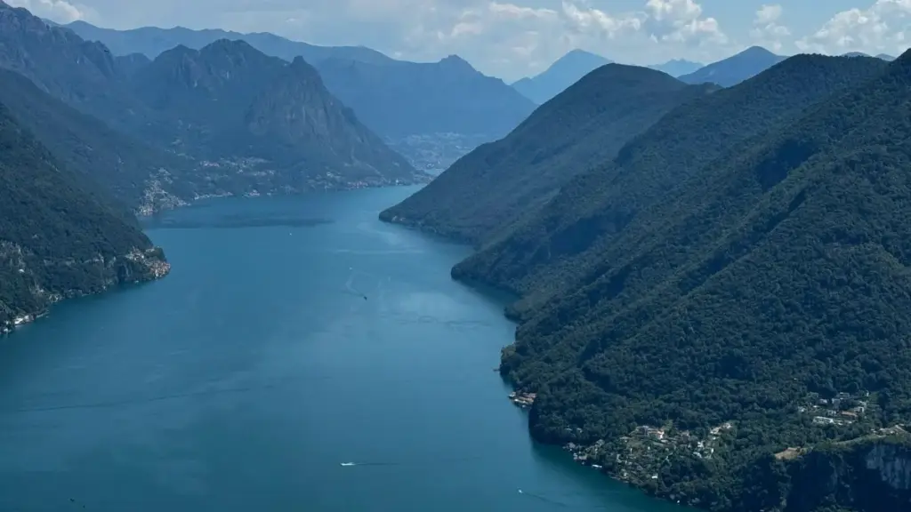 អត្ថបទនេះ រៀបរាប់វិធីស្វែងរក និងរក្សាទំនាក់ទំនងអ្នកផ្សព្វផ្សាយ Reddit ពីវេណេស៊ុយអេឡា ដើម្បីបម្លែងសំណុំអ្នកទស្សន៍ទាបទៅជាអ្នកទិញ និងលីដ នៅទីផ្សារ​ភាសាអេស្បាញ។