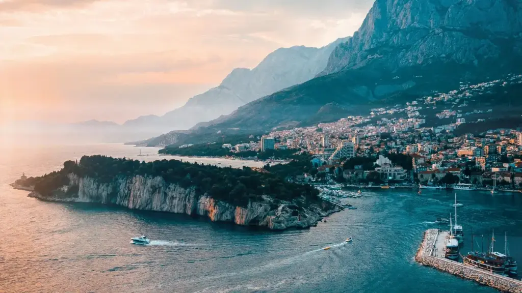 ជំហានអុិចចាំបាច់សម្រាប់អ្នកផ្សព្វផ្សាយក្នុងកម្ពុជា៖ របៀបស្វែងหา Discord creators ពីអាហ្សែប៊ែយ៉ាន ដើម្បីចាប់ផ្តើម creator-led fitness challenges និងតភ្ជាប់ជាមួយអតិថិជនក្នុងតំបន់។