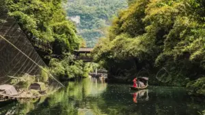 មើលវិធីស្វែងរក creator LinkedIn នៅអេស្ប៉ាញ ដើម្បីបន្ថែម traffic ទៅ landing page ដោយប្រើសញ្ញាគុណភាព, ស្រាវជ្រាវ audience និងយុទ្ធសាស្ត្រជាក់ស្តែងសម្រាប់ advertiser នៅកម្ពុជា។